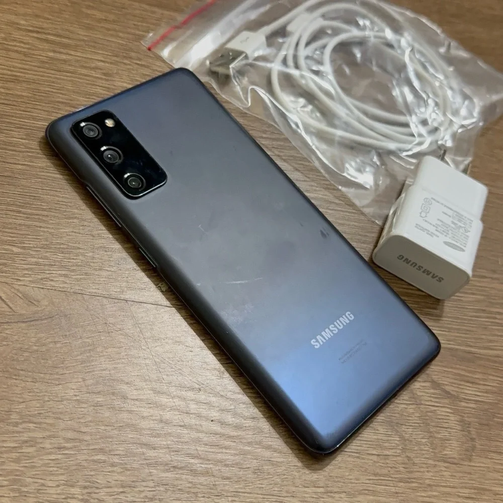 Samsung Galaxy S20 fe 5G 128GB unlocked